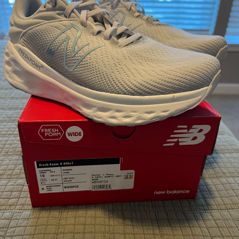 NEW BALANCE Fresh Foam 840 v1 - size 10 wide D - LIKE NEW